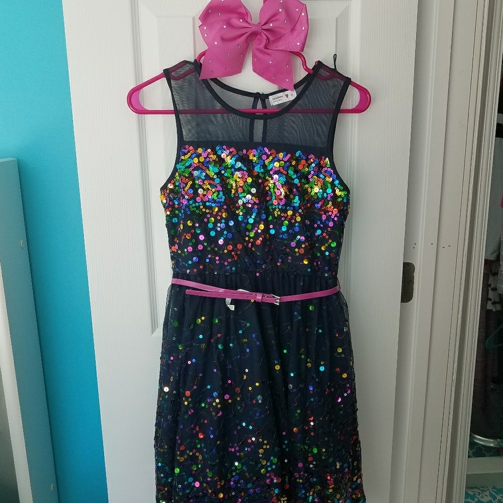 Girls dress